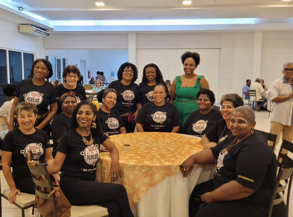 Integrantes do Coletivo Roda das Pretas reunidas em evento no Vale do Aço